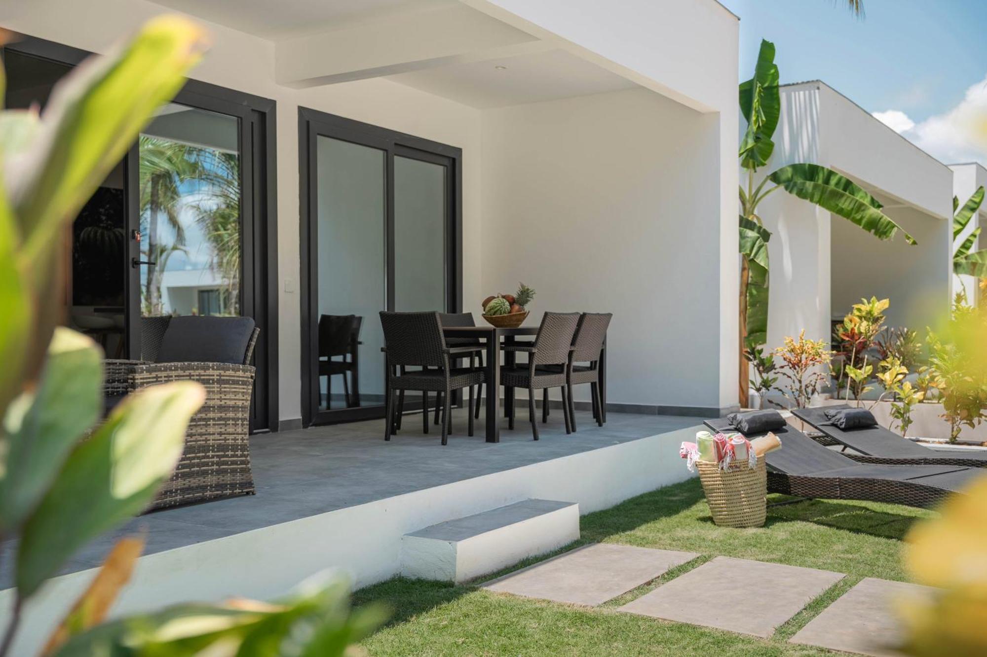 The Oasis Residence ジャンビアニ エクステリア 写真