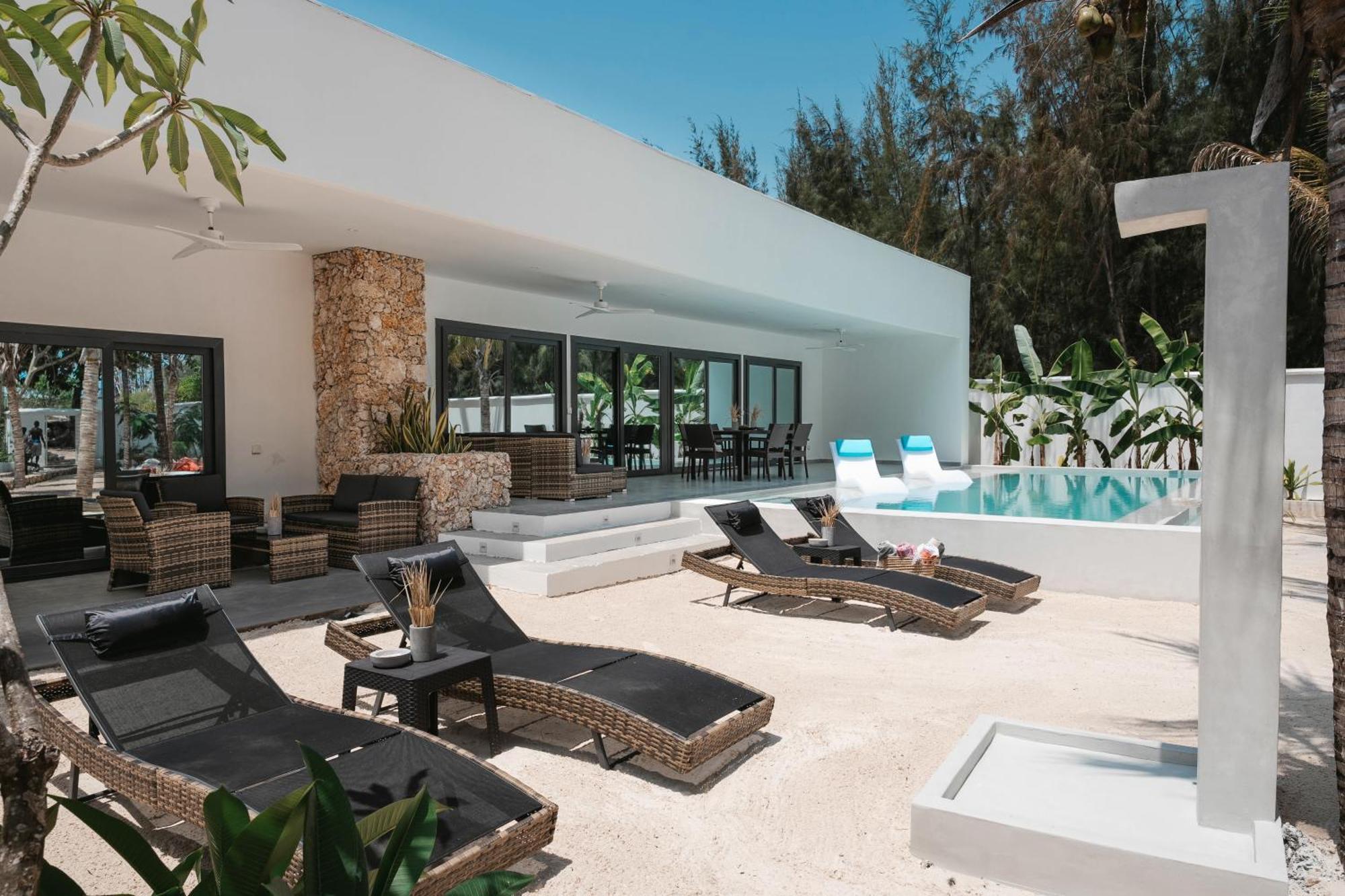 The Oasis Residence ジャンビアニ エクステリア 写真