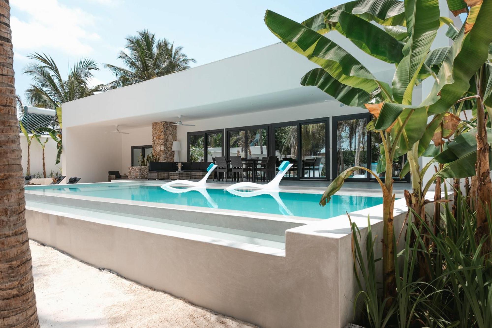 The Oasis Residence ジャンビアニ エクステリア 写真