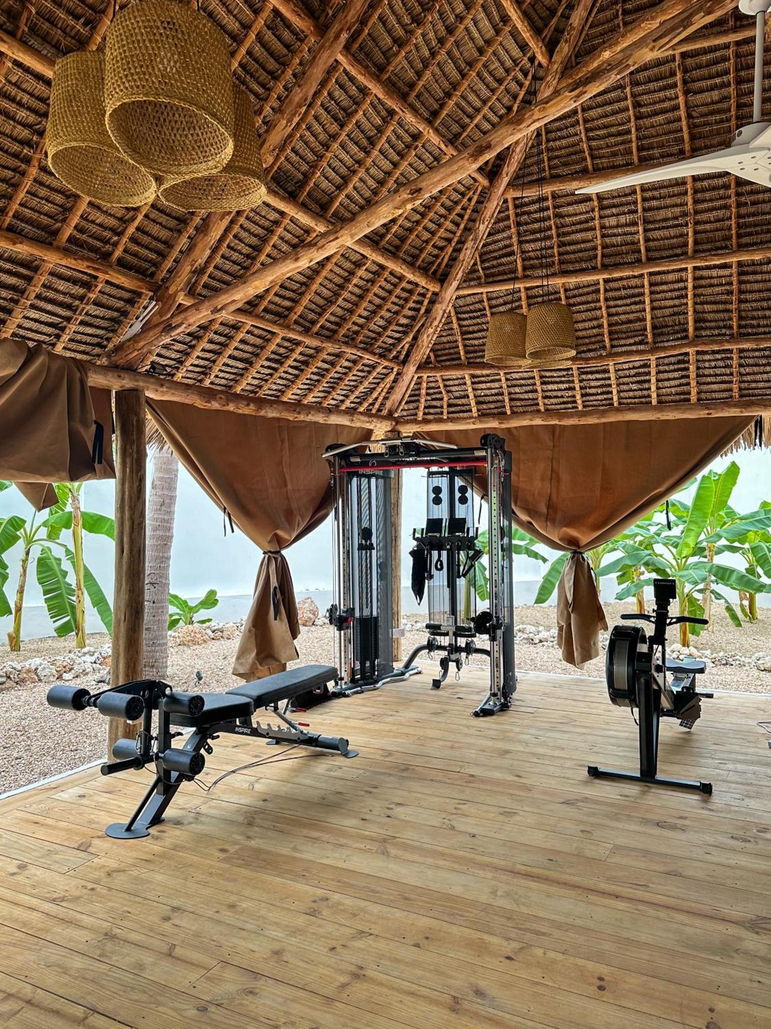 The Oasis Residence ジャンビアニ エクステリア 写真